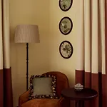 Sir Prague, Part Of Sircle Collection