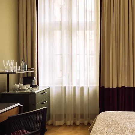 Sir - Member Of Design Hotels, Part Of Sircle Collection